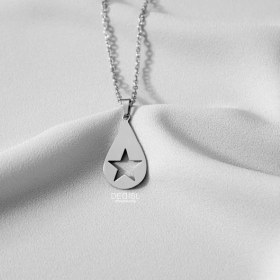 تصویر گردنبند Conan Gray 