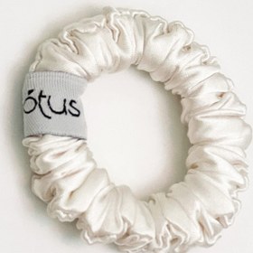 تصویر پک دو عددی اسکرانچی سفید 