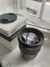 تصویر لنز 50میلی متری سیگما 