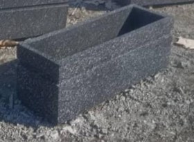 تصویر گلدان بتنی پارک 