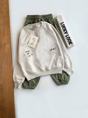 تصویر دورس جاگر داخل کرک آدریان برند LUCKYLOOK - بلوز کرم روشن شلوار سبز سدری / 