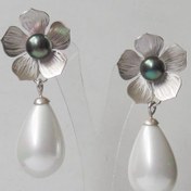 تصویر نیم ست نقره شقایق سفید 