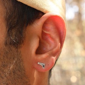 تصویر پیرسینگ نقره کلت 