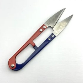 تصویر قیچی سرنخ زن عقاب 