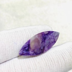 تصویر نگین چاروئيت طبيعى اصل سایز 33*14 میلی‌متر 