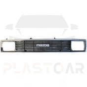 تصویر جلو پنجره مزدا وانت 