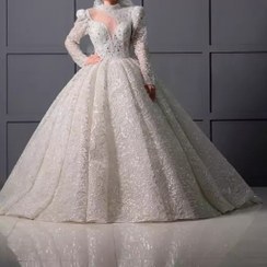 تصویر لباس عروس طرح نگاره 