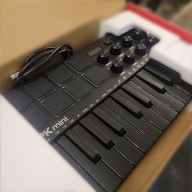 تصویر میدی کنترلر Akai Mpk Mini Mk3 | کارکرده 