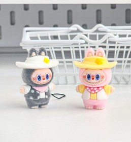 تصویر آویز لبوبو نخی و فلزی 