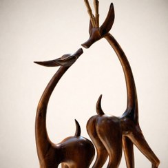 تصویر مجسمه چوبی غزال 220 سانتی متر 