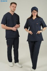 تصویر ست اسکراب پزشکی آستین کوتاه رنگ سرمه ای پرشیا 