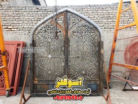 تصویر درب سنتی فلزی گره چینی ایرانی 