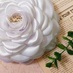 تصویر گلسر گل رز روبانی 