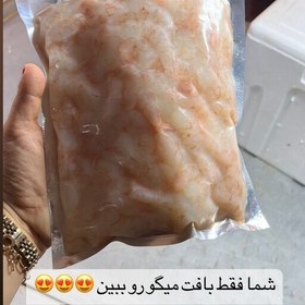 تصویر میگو صورتی صید روز دریای بوشهر سایز 120 پلویی .ارسال به سراسر کشور با کالارسان چاپار تحویل درب منزل .بصورت پاک شده 