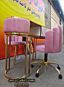 تصویر میز مانیکور با ۸۰ رنگ متنوع 