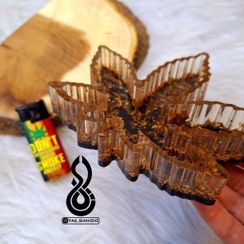 تصویر زیر سیگاری ماری‌جوانا و توتون سیگار 