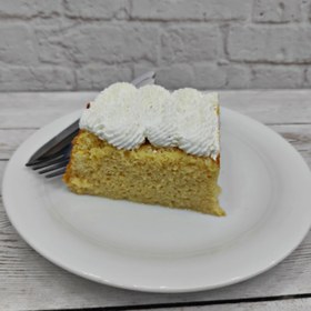 تصویر کیک سه شیر | کد: ZNB-RWD 