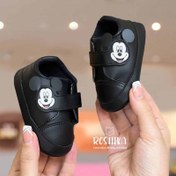 تصویر پاپوش نوزادی میکی موس چسبی 