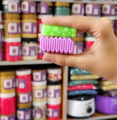 تصویر وکس قالبی گلس شبرنگی مخصوص پوست فوق حساس وزن ۹ گرم 