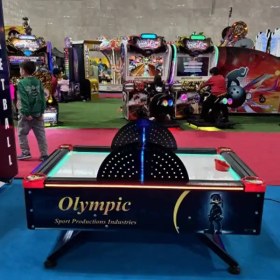 تصویر ایرهاکی کودک مدیوم CROOKED 