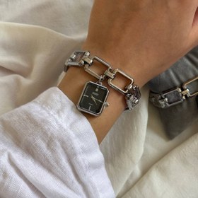 تصویر ساعت آویزدار 