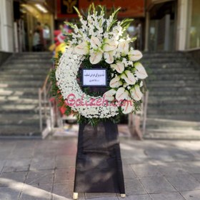 تصویر تاج گل ترحیم شکوهمند 