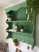 تصویر شلف دکوراتیو کلاسیک آویز دار (رنگ پلی ارتان) - سبز زیتونی 