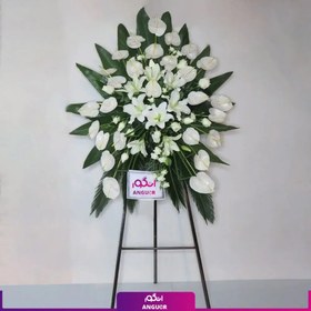 تصویر تاج گل تم سفید یک طبقه 