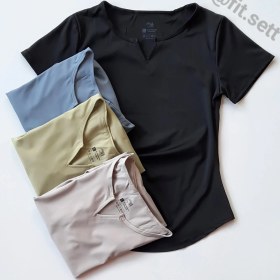 تصویر تیشرت یقه کوبایی 