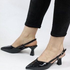 تصویر کفش زنانه مجلسی مشکی ورنی براق پاشنه‌دار الگانت 