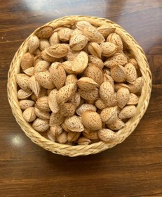 تصویر بادام محب کاغذی خام 