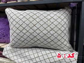 تصویر روبالشی مخمل شنل 