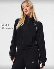 تصویر ست ورزشی زنانه 