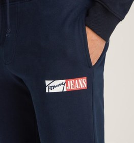 تصویر شلوار راحتی با بند کشی و لوگوی گرافیکی برند tommy jeans Graphic Logo Drawstrings Sweatpants