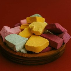 تصویر بستنی خشک میوه ای 