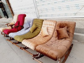 تصویر صندلی راک مبلی رنگ آبی آسمانی 