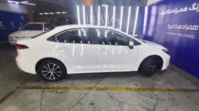 تصویر تویوتا لوین مدل 2023 ا بنزینی بنزینی