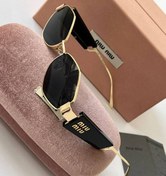 تصویر عینک آفتابی زنانه میو میو 