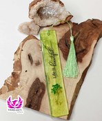 تصویر بوکمارک زنذگی زیباست رنگ سبز با گل طبیعی رزین 