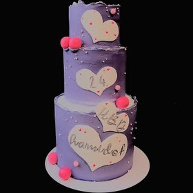 تصویر کیک خامه‌ای سه طبقه Purple cake