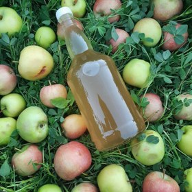 تصویر سرکه سیب خانگی 