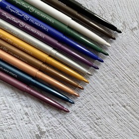 تصویر خط چشم رنگی پیچی دراگون رانی 