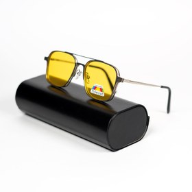 تصویر عینک دوکاوره بدنه تیتانیوم 