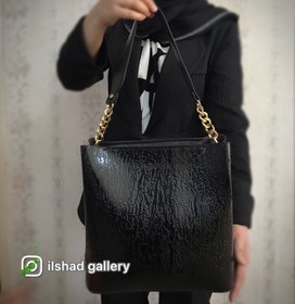 تصویر کیف بزرگ زنانه طرح سنگی دارای بند ترکیبی چرم و زنجیر رنگ ثابت Bag