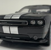 تصویر دوج چلنجر SRT8 ویلی Dodge Challenger SRT8