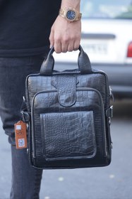 تصویر کوله پشتی چرم مکن 