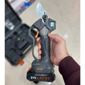 تصویر قیچی شارژی زوبر مدل K10031 ولتاژ ۲۱ ولت حسگر دار 