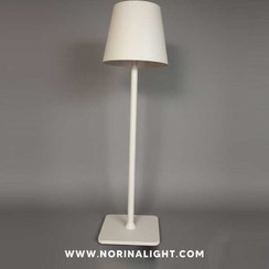 تصویر آباژور رومیزی 