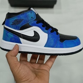 تصویر کتونی بچه گانه نایک ایر جردن ۱ ساقدار تای دای آبی Nike air jordan 1 high Tie Dye 