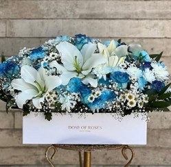 تصویر باکس گل لیلیوم و رز هلندی 